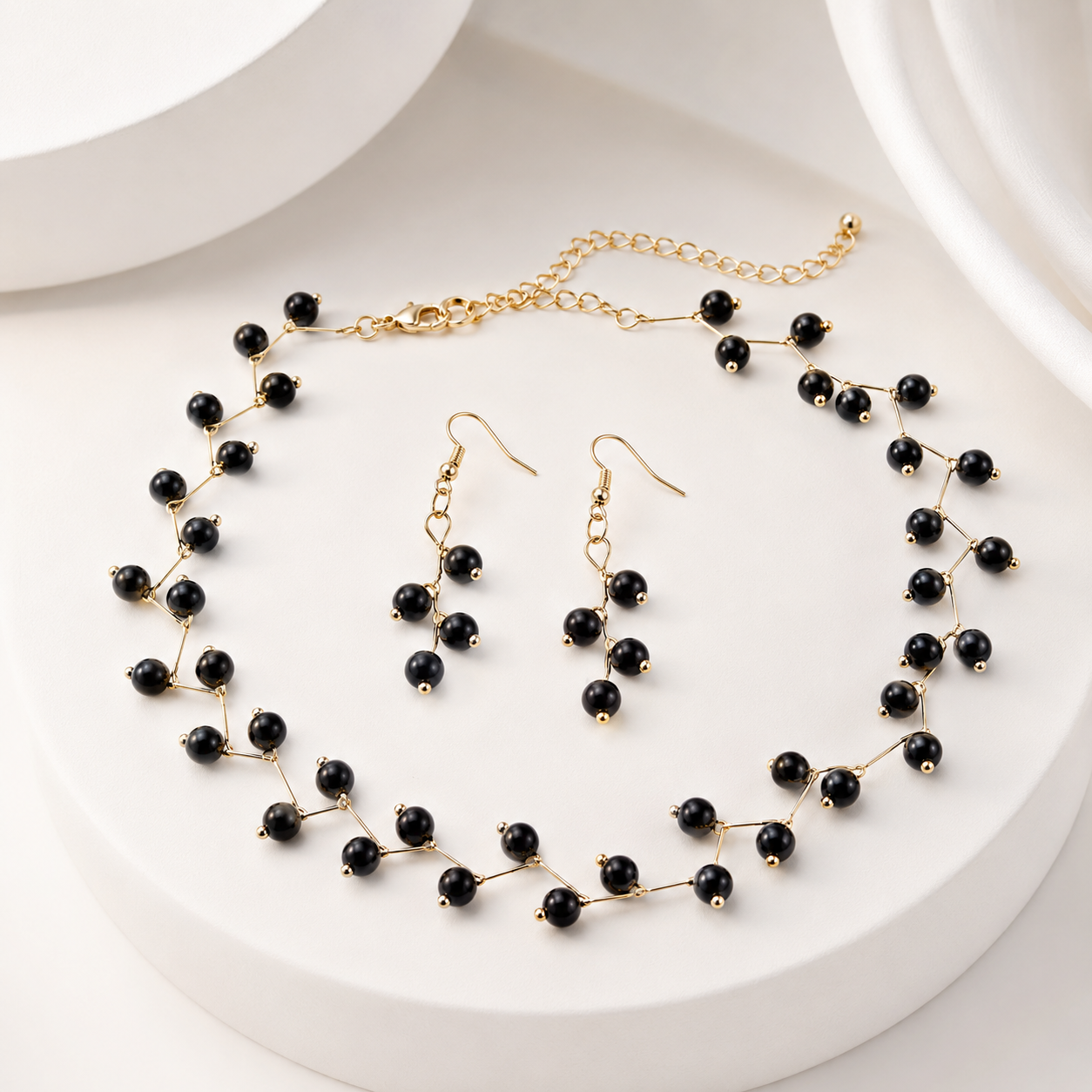 Black & White Zig Zag Choker Necklace with Matching Earrings